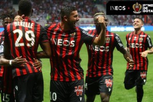  斯特拉斯堡vs尼斯爆发大规模冲突，多人染红被罚下  