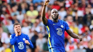  利兹联保级生死战告负，贝尔萨赛后含泪辞职  