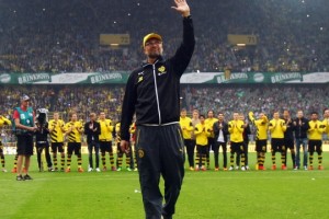  利物浦新帅首签曝光，德甲锋霸空降安菲尔德