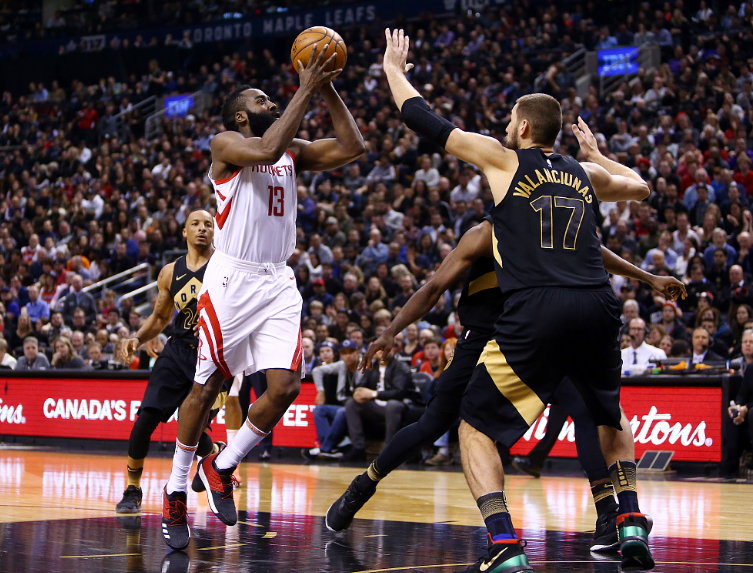  保罗关键抢断助马刺绝杀爵士  