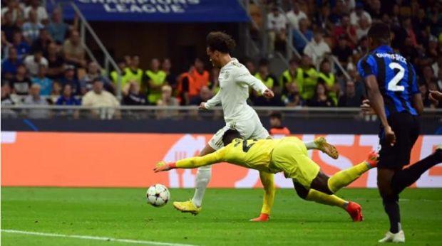  罗马门将神扑零封强敌  